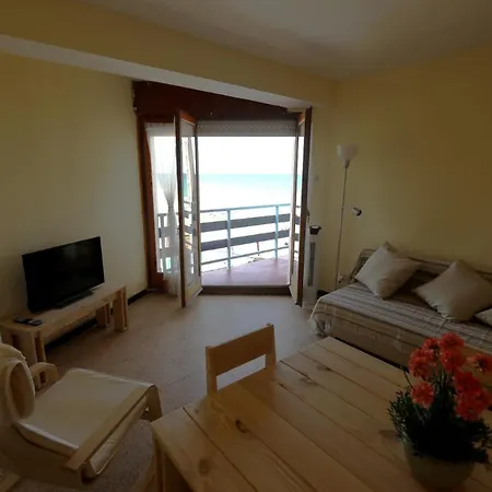 Apartment El Faro Platja Llarga-les Salines-tgn